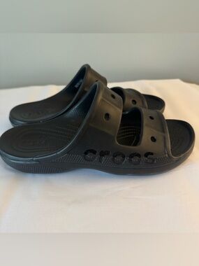 CROCS Men’s Size 8 or Women’s 10 Black Slides Sandals